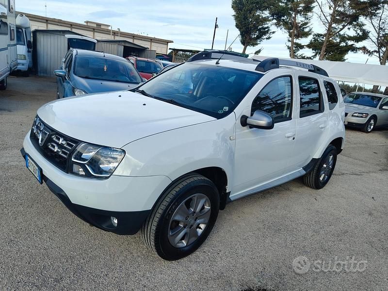 Usata Dacia Duster Prestige 108 CV (79 kW) 2015 Bianco SUV