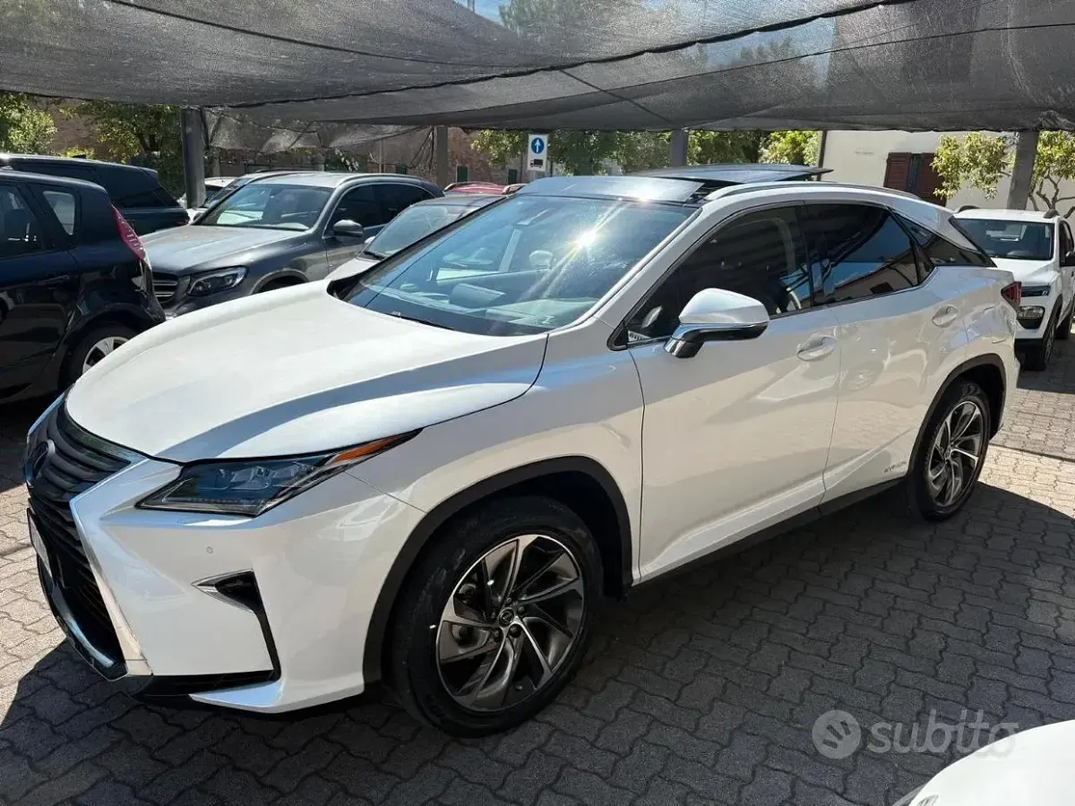Usata Lexus RX450h Luxury Line 262 CV (192 kW) 2019 Bianco SUV