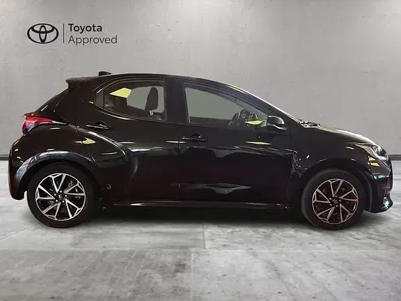 Usata Toyota Yaris Hybrid Trend 2022 Nero Berlina