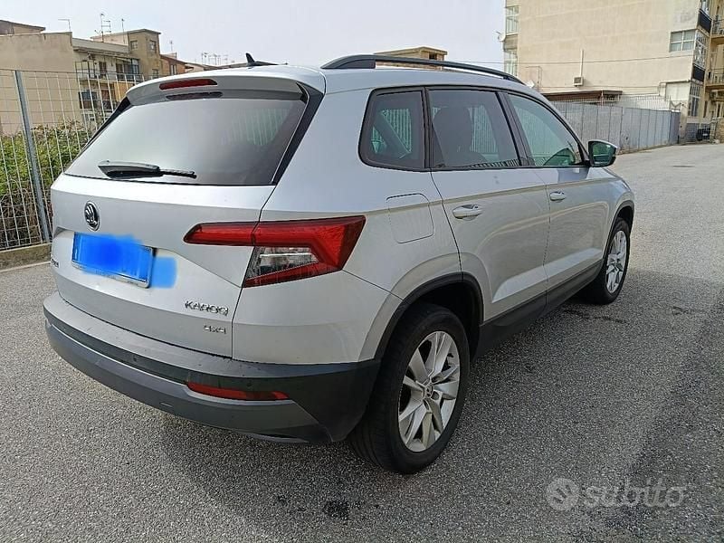 Usata Skoda Karoq Executive 150 CV (110 kW) 2018 Grigio SUV