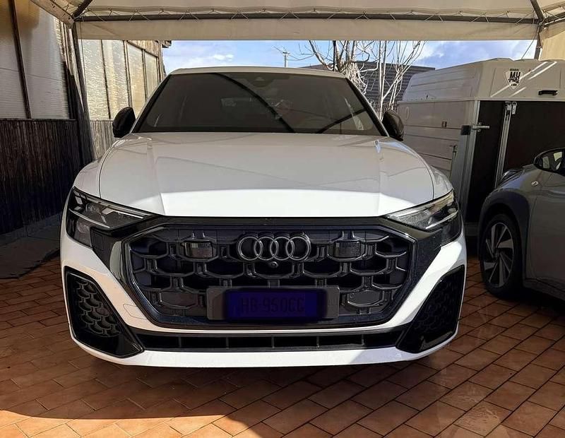 Usata Audi Q8 S-Line 286 CV (210 kW) 2025 SUV