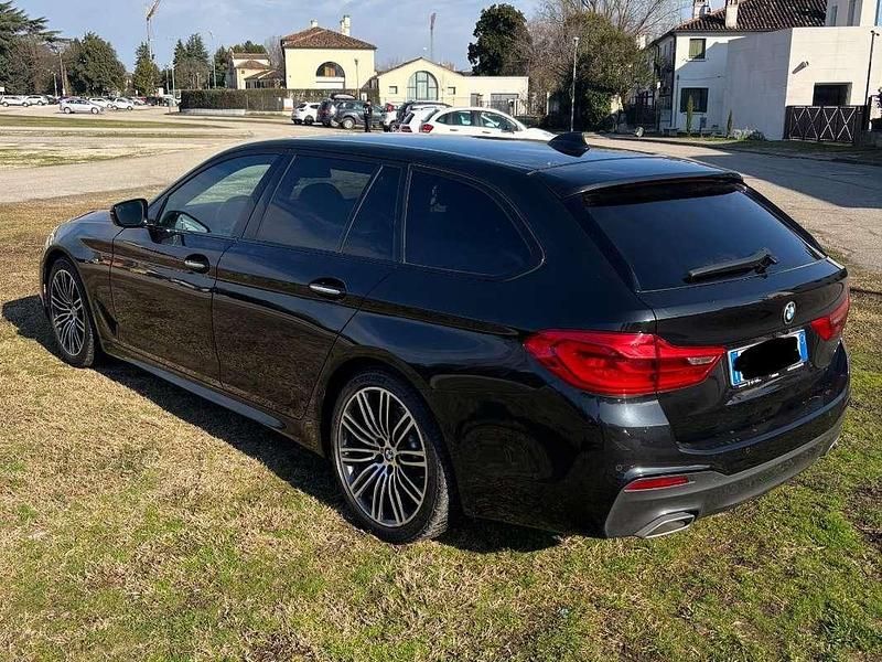 Usata BMW 520 M Sport 190 CV (139 kW) 2018 Nero Station wagon