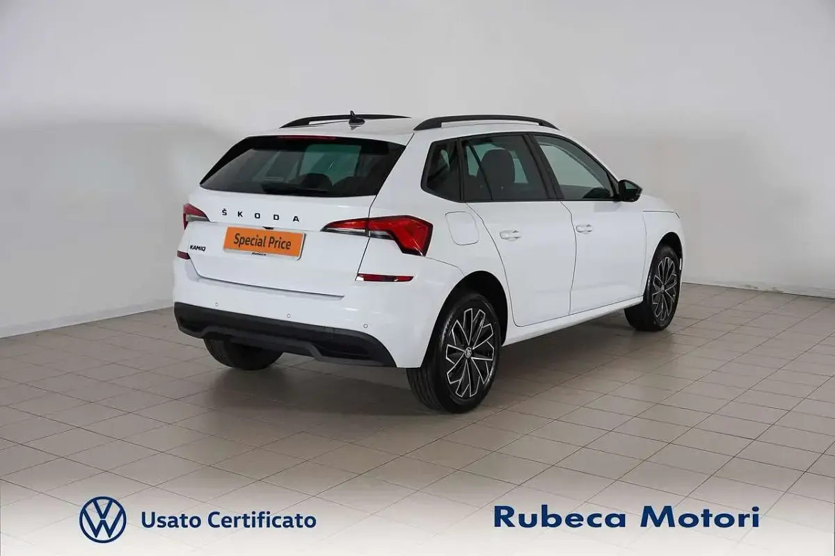 Usata Skoda Kamiq Style 110 CV (80 kW) 2023 Bianco SUV