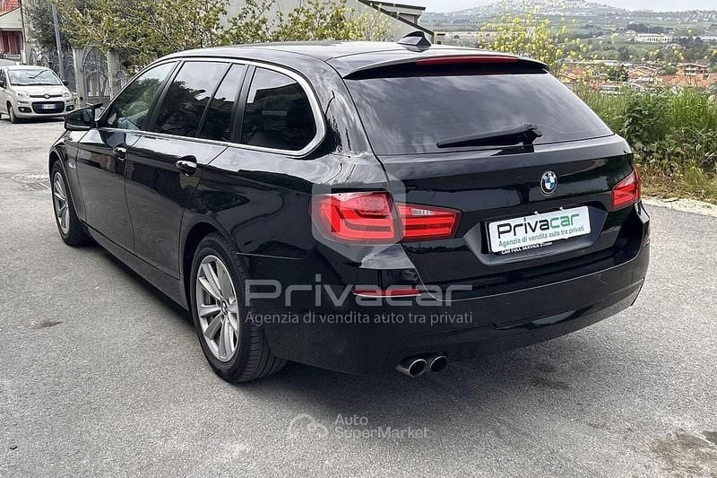Begagnad BMW 525 Efficient Dynamics 218 HK (160 kW) 2011 Svart Kombi