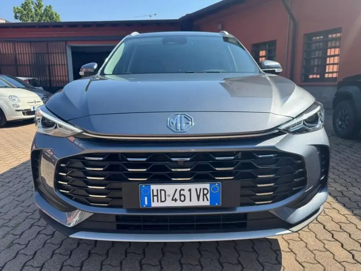 Nuova MG ZS Luxury 102 CV (75 kW) 2026 Grigio SUV