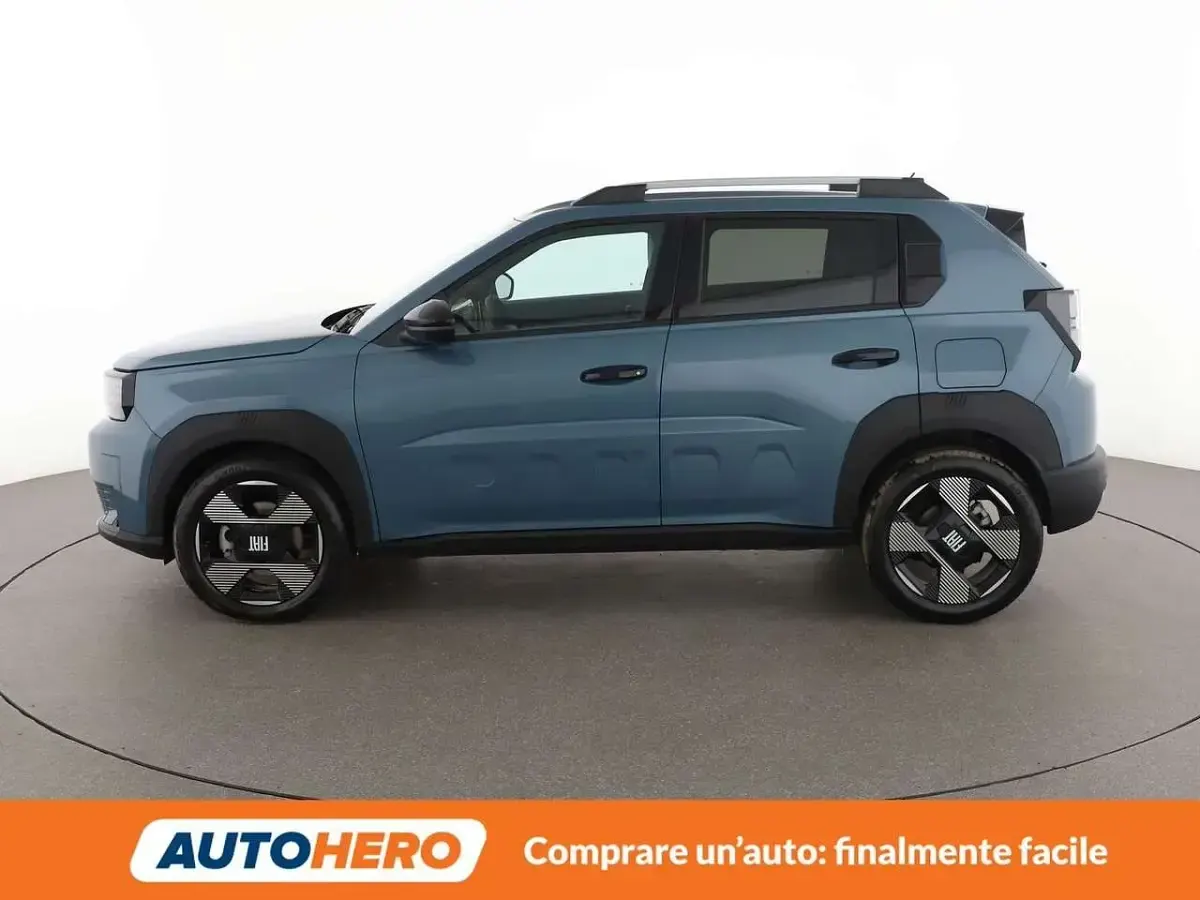 Usata Fiat Grande Panda La Prima 101 CV (74 kW) 2025 Blu Utilitaria