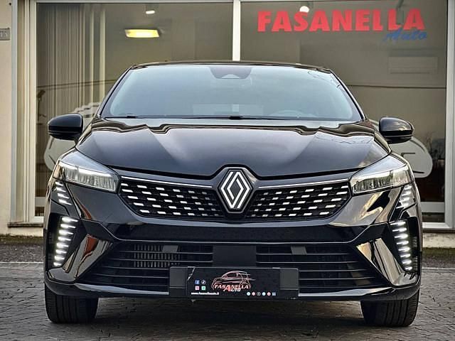 Usata Renault Clio V Techno 100 CV (73 kW) 2024 Nero