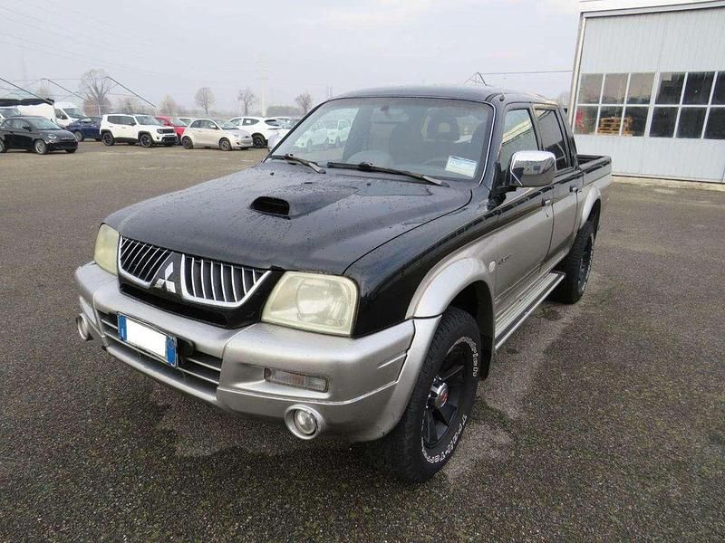Usata Mitsubishi L200 Intense 136 CV (100 kW) 2007 Blu Pick-up