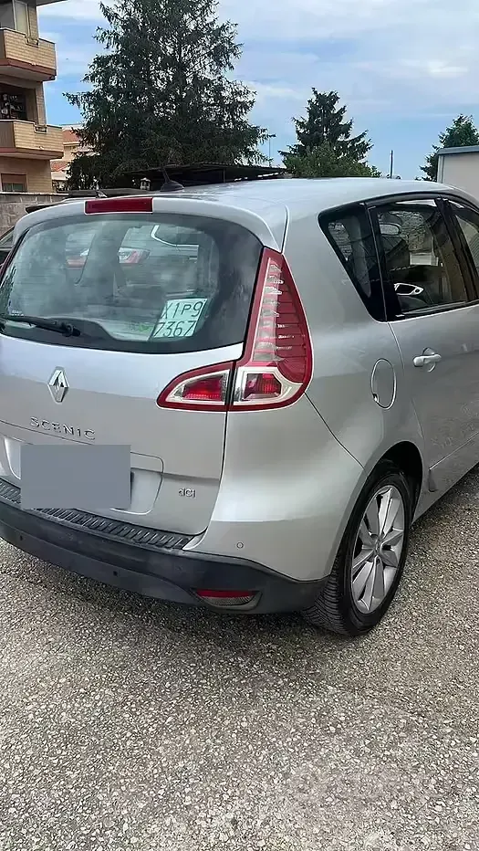Usata Renault Scenic E-Tech 110 CV (80 kW) 2010 Grigio Monovolume