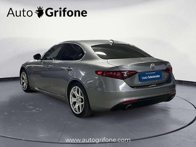 Usata Alfa Romeo Giulia Executive 190 CV (139 kW) 2019 Grigio Berlina
