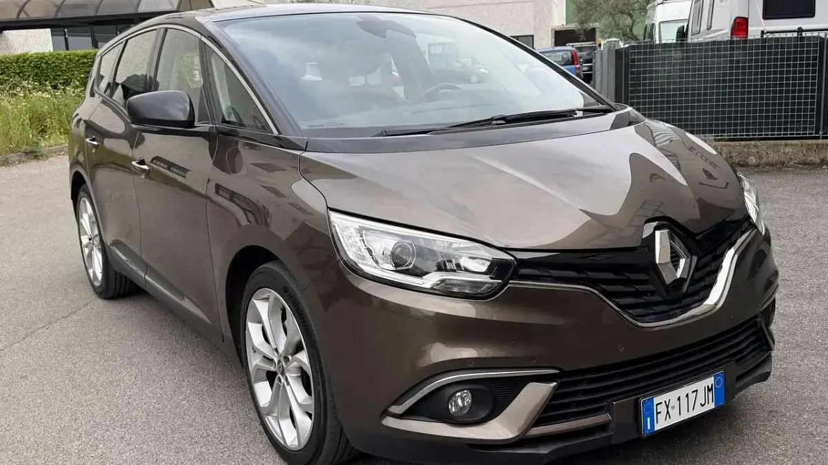 Usata Renault Scénic IV 120 CV (88 kW) 2019 Other Monovolume