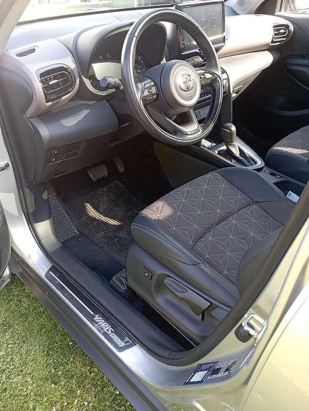 Usata Toyota Yaris Cross Lounge 116 CV (85 kW) 2021 SUV
