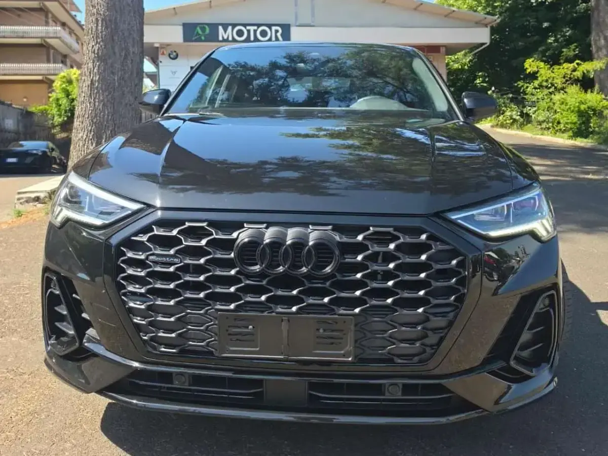 Usata Audi Q3 Sportback S-Line 190 CV (139 kW) 2020 Nero SUV