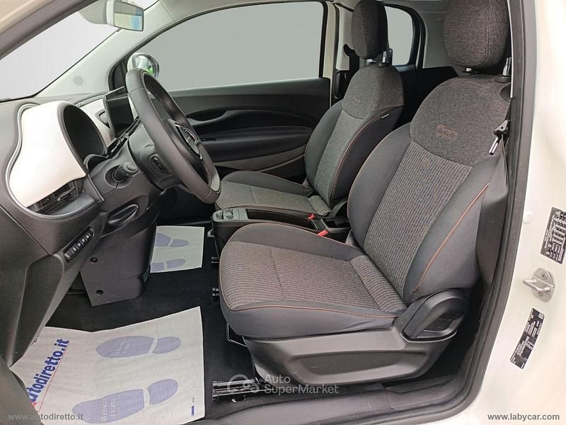 Usata Fiat 500e Icon 42 kW (58 CV) 2022 Bianco Berlina