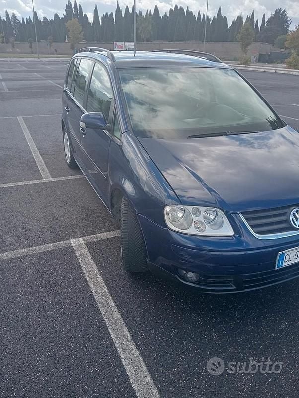 Usata VW Touran Trendline 170 CV (125 kW) 2003 Blu Monovolume