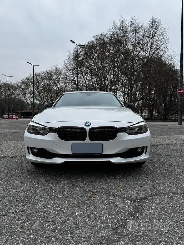Usata BMW 318 M Sport 143 CV (105 kW) 2012 Bianco Berlina