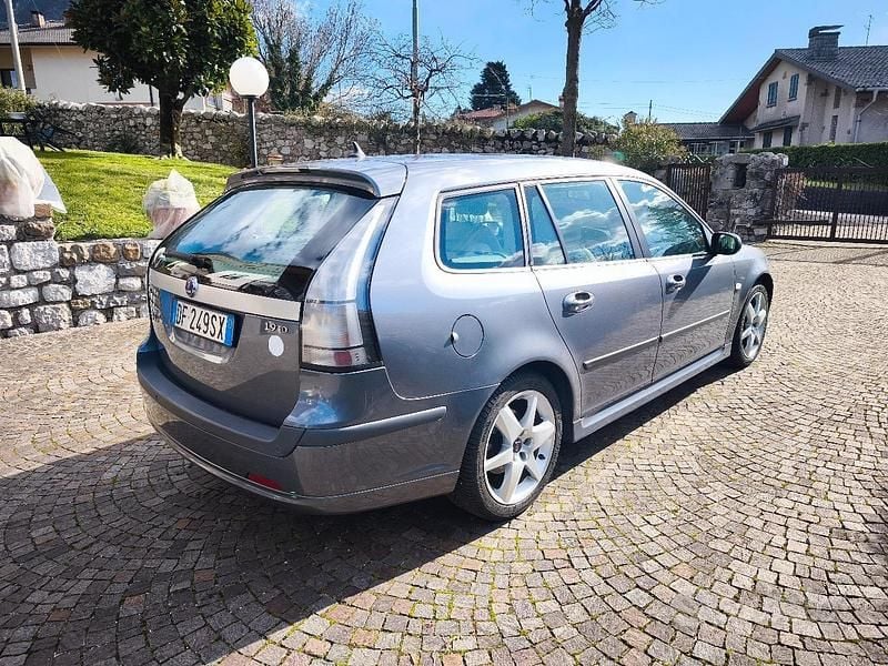 Usata Saab 9-3 Vector 150 CV (110 kW) 2007 Grigio Station wagon