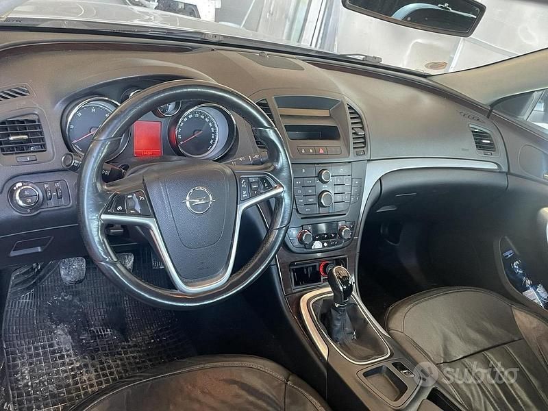 Usata Opel Insignia 160 CV (117 kW) 2010 Berlina