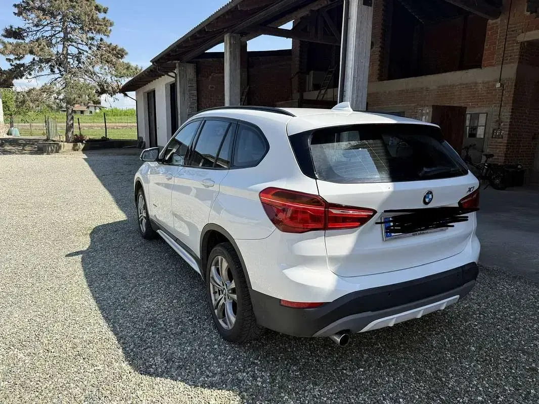 Usata BMW X1 Advantage 150 CV (110 kW) 2016 SUV