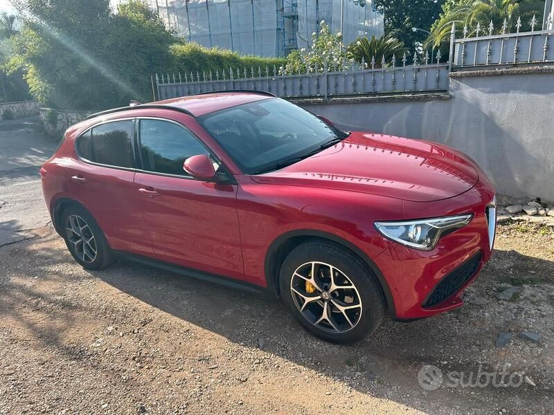Usata Alfa Romeo Stelvio 190 CV (139 kW) 2019 Rosso SUV