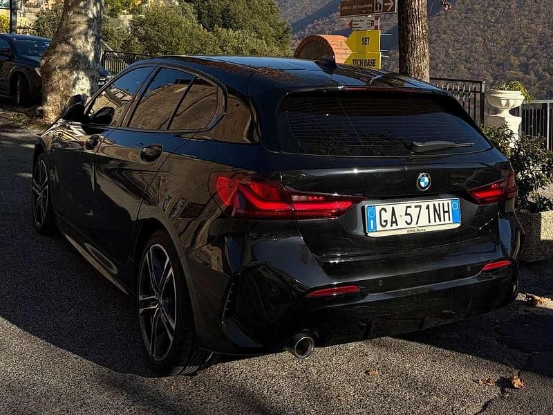 Usata BMW 116 M Sport 116 CV (85 kW) 2020 Nero Utilitaria