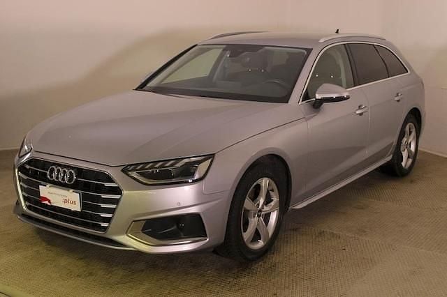 Usata Audi A4 Advanced Plus 163 CV (119 kW) 2022 Argento floret metallizzato Station wagon