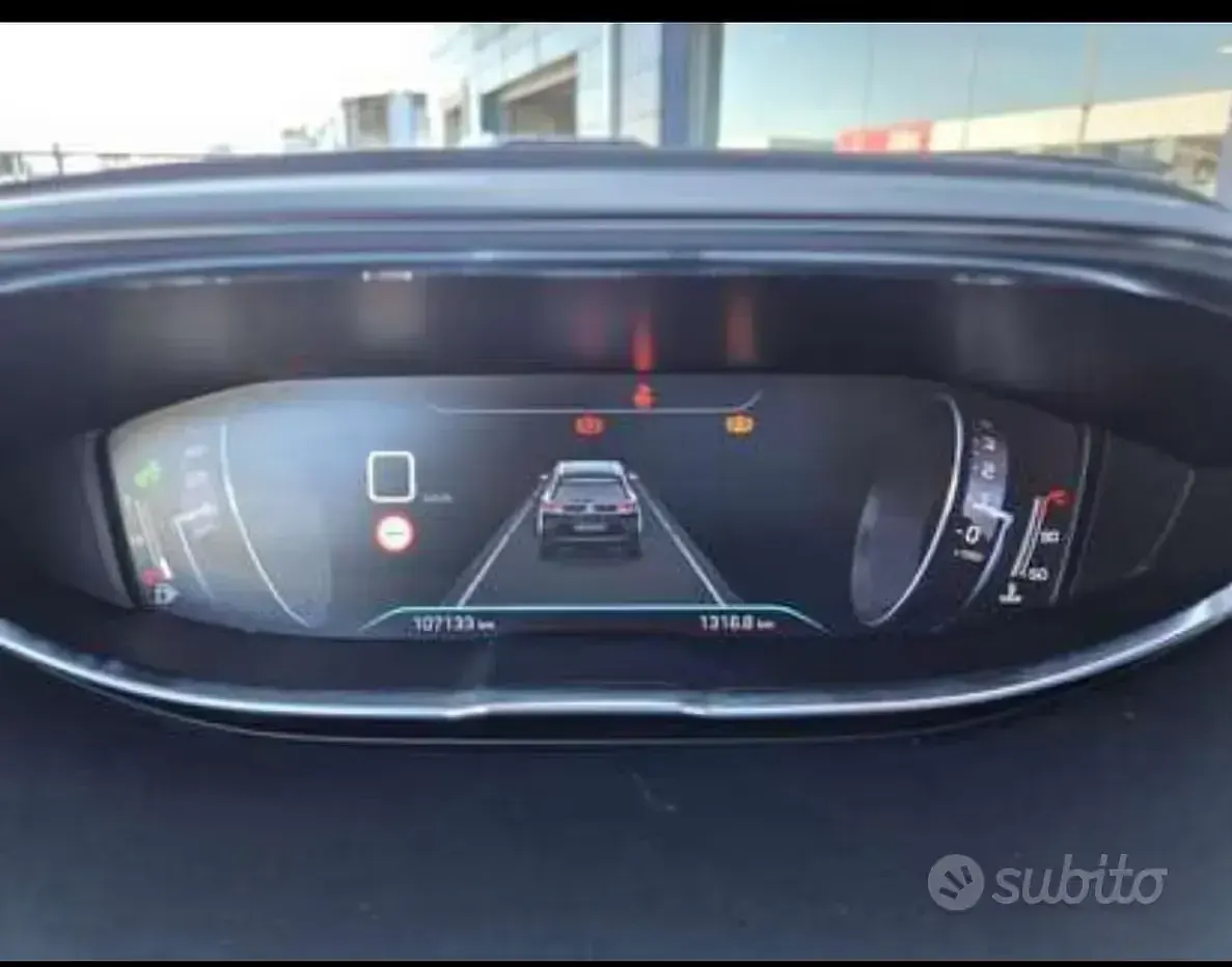 Usata Peugeot 5008 Business-Line 131 CV (96 kW) 2020 Bianco SUV