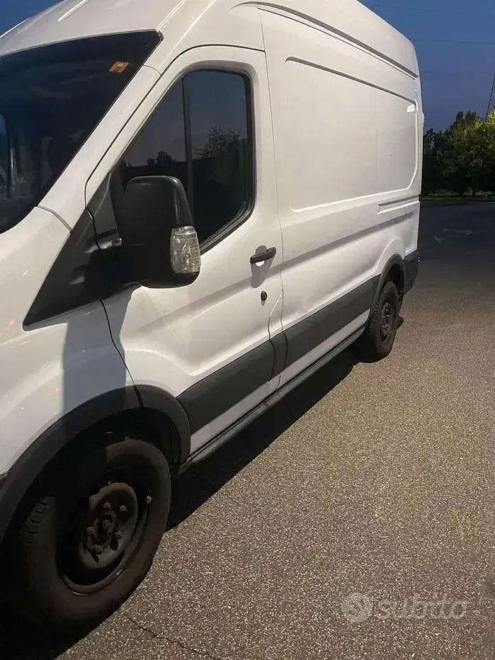 Usata Ford Transit 131 CV (96 kW) 2017 Bianco Furgone
