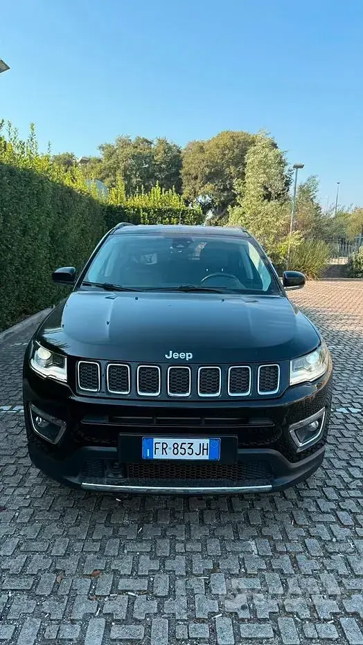 Usata Jeep Compass 140 CV (102 kW) 2018 Nero SUV