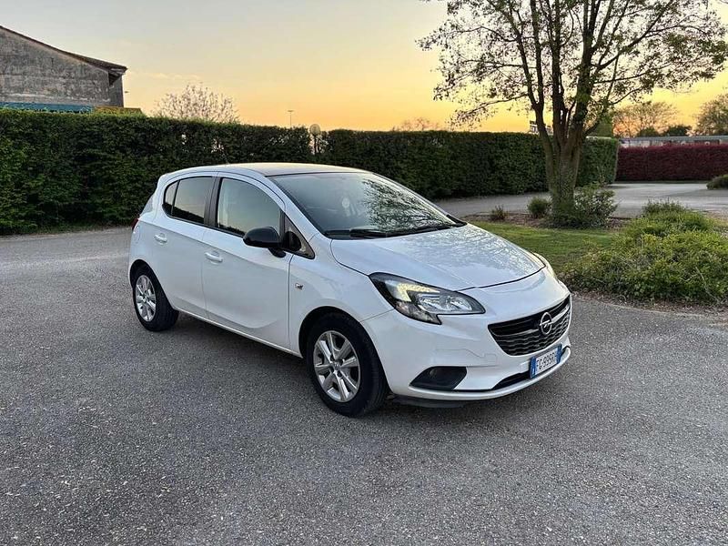 Usata Opel Corsa Cosmo 90 CV (66 kW) 2017 Bianco Utilitaria