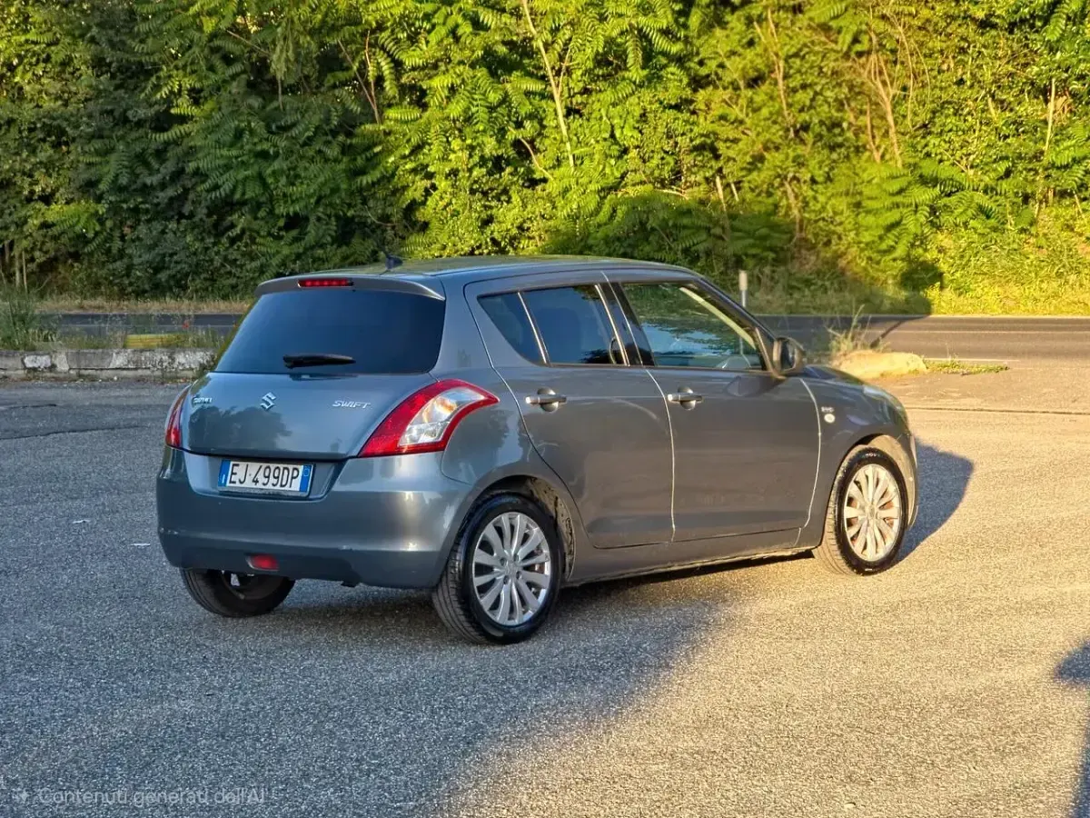 Usata Suzuki Swift GL 75 CV (55 kW) 2011 Grigio Utilitaria