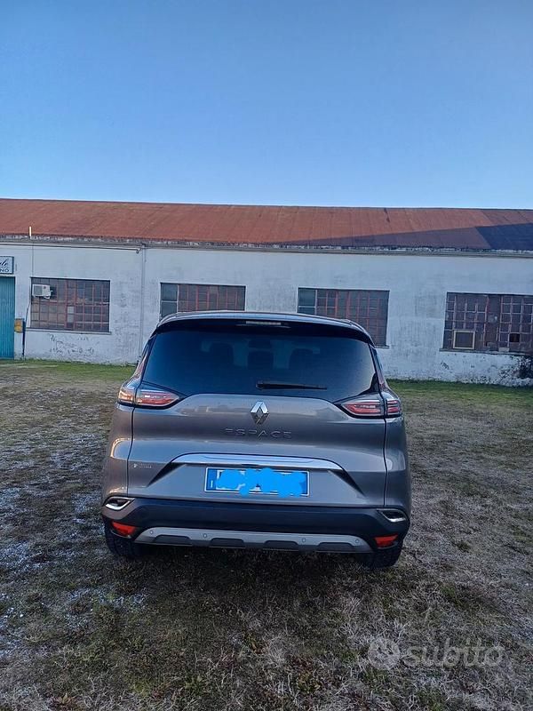 Usata Renault Espace Intens 160 CV (117 kW) 2016 Grigio Monovolume
