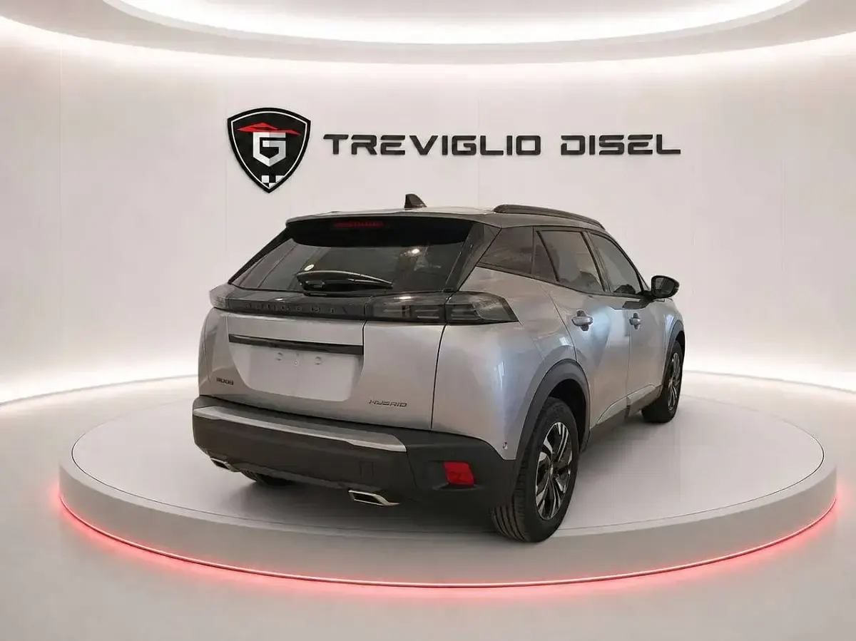 Nuova Peugeot 2008 Allure 136 CV (100 kW) 2025 Grigio artense SUV