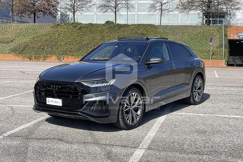 Usata Audi Q8 Sport 286 CV (210 kW) 2019 Grigio SUV