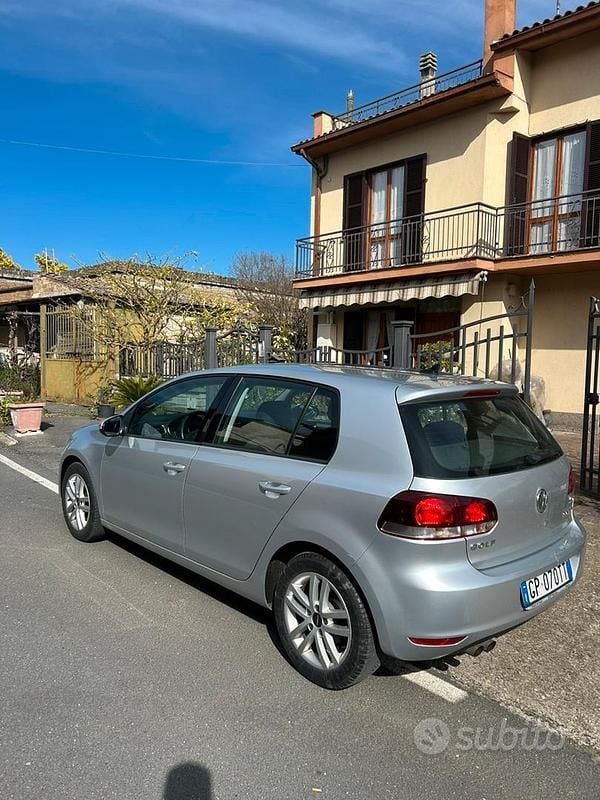 Usata VW Golf VI 140 CV (102 kW) 2010 Grigio Utilitaria