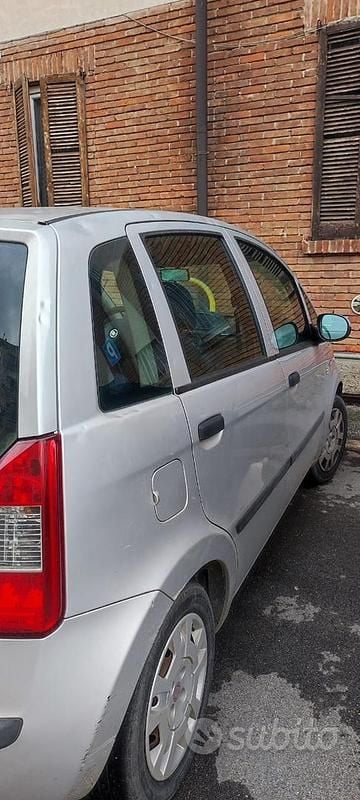 Usata Fiat Idea 77 CV (56 kW) 2010 Grigio Monovolume