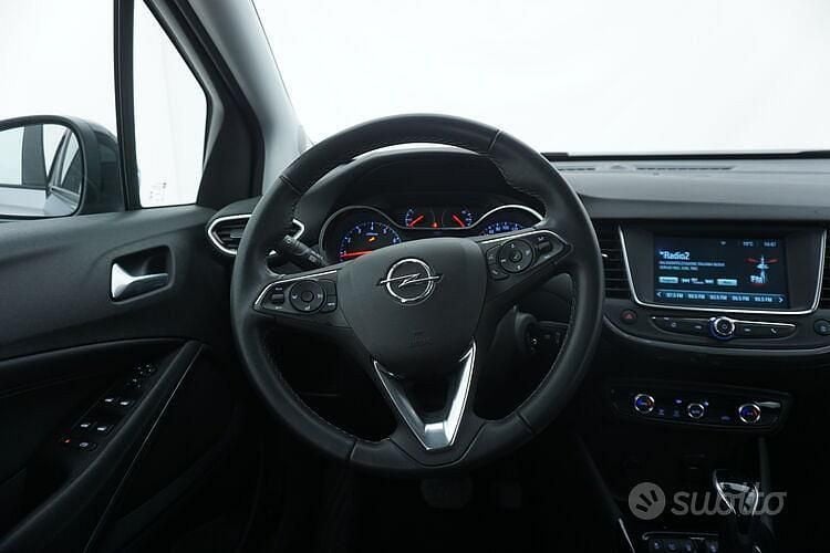 Usata Opel Crossland Elegance 119 CV (87 kW) 2022 Grigio SUV