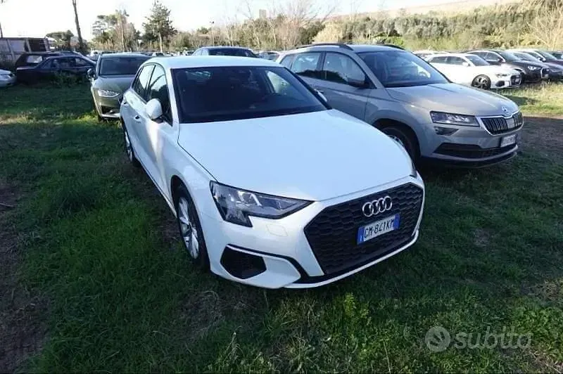 Usata Audi A3 110 CV (80 kW) 2023 Bianco Berlina