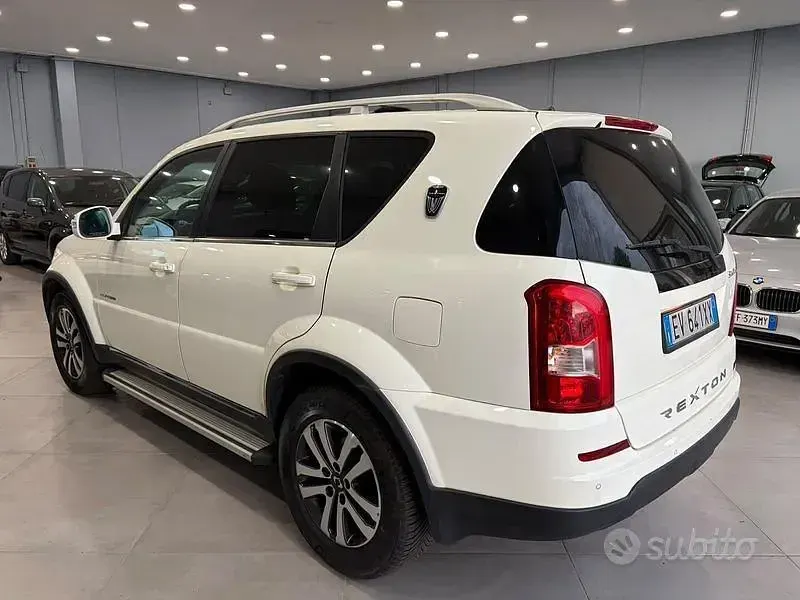 Usata SsangYong Rexton 155 CV (114 kW) 2014 Bianco SUV