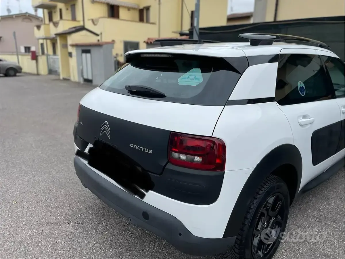 Usata Citroën C4 Cactus 82 CV (60 kW) 2015 Bianco Utilitaria