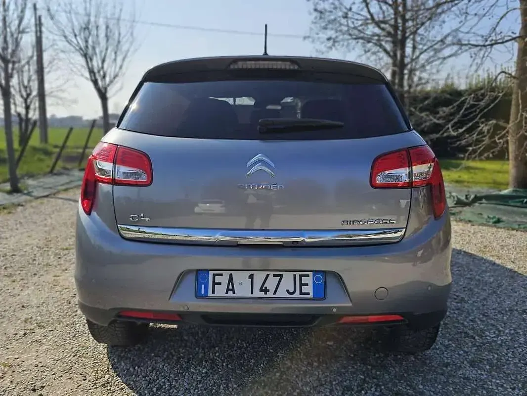 Usata Citroën C4 Aircross Exclusive 114 CV (83 kW) 2015 Grigio SUV