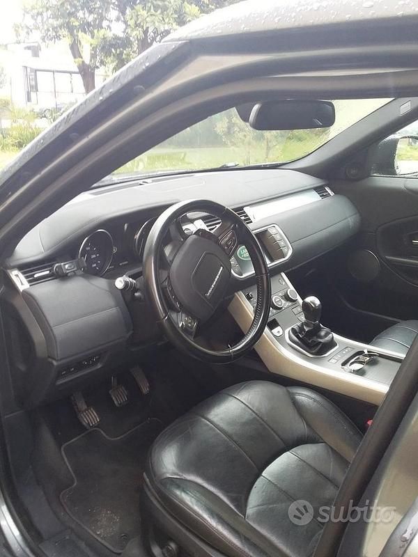 Usata Land Rover Range Rover evoque 180 CV (132 kW) 2016 Verde Berlina