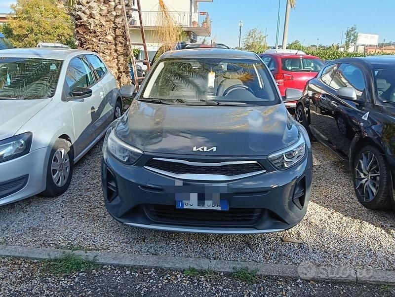 Gebraucht Kia Stonic Urban 84 PS (61 kW) 2022 Grau SUV