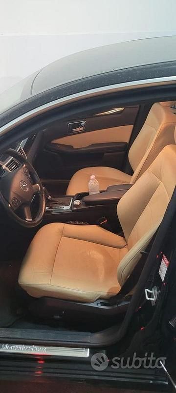 Usata Mercedes 250 2009 Nero Berlina