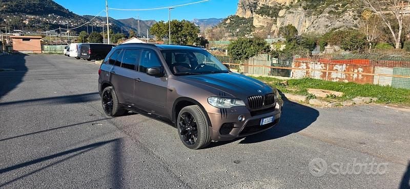 Usata BMW X5 245 CV (180 kW) 2011 Marrone SUV