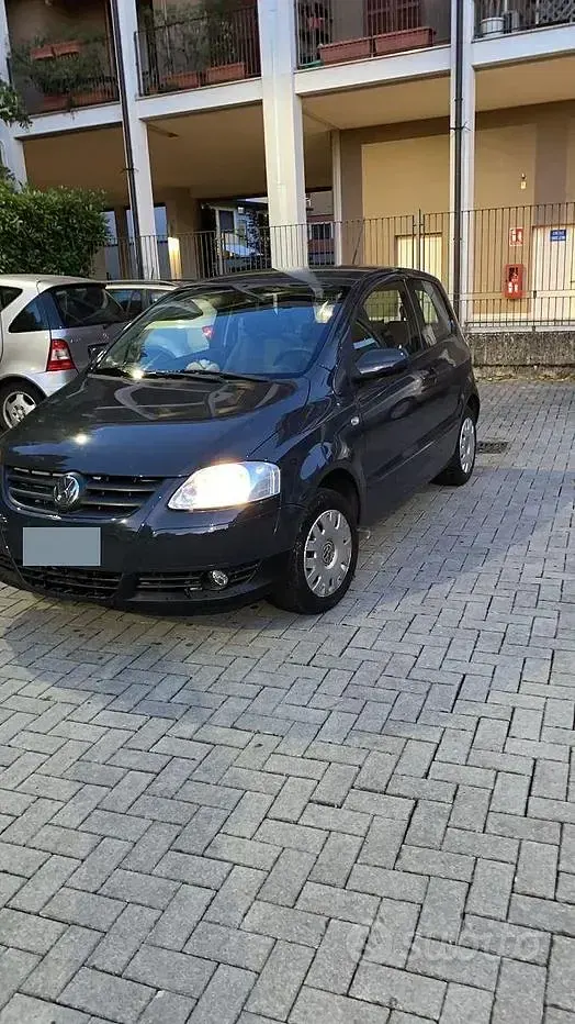 Usata VW Fox 54 CV (39 kW) 2009 Grigio Utilitaria
