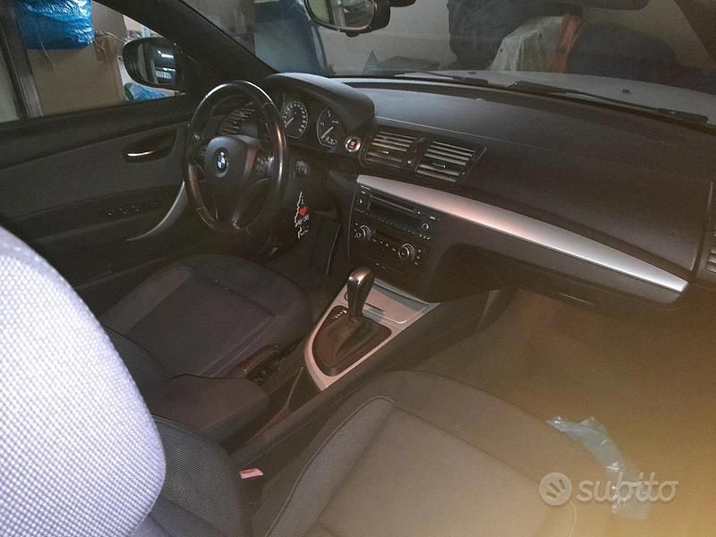 Usata BMW 120 Cabriolet 177 CV (130 kW) 2010 Bianco Cabrio