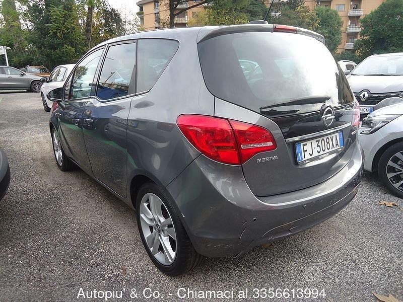 Usata Opel Meriva 120 CV (88 kW) 2017 Grigio Monovolume