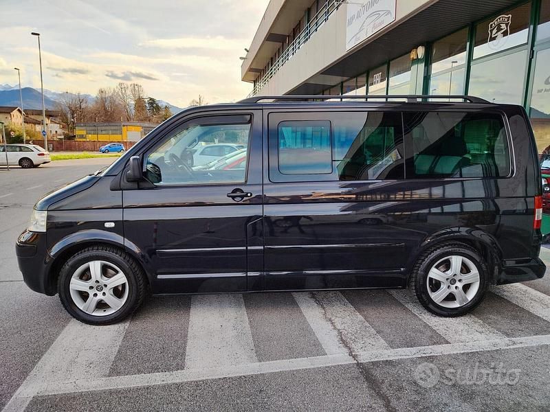 Usado VW T5 131 HP (96 kW) 2007 Preto Van