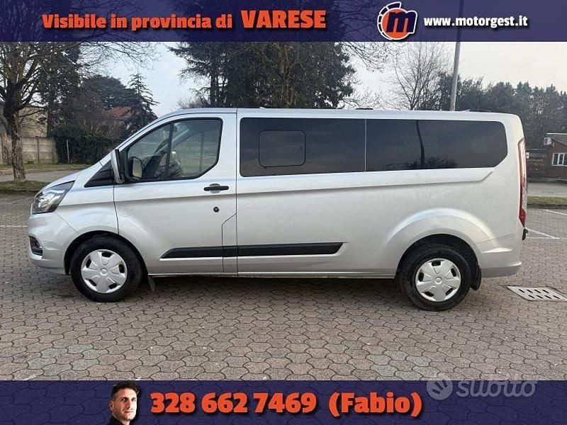 Usata Ford Transit Custom Trend 131 CV (96 kW) 2023 Grigio Station wagon